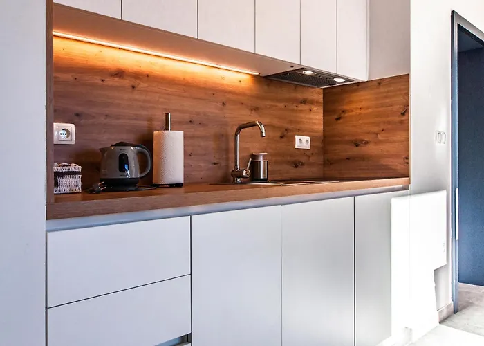 Apartma Kadulja Golte Lejlighed *